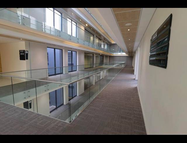 BUSINESS PROPERTY TO RENT IN MENLYN